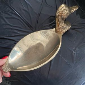 Brass duck dish decor!